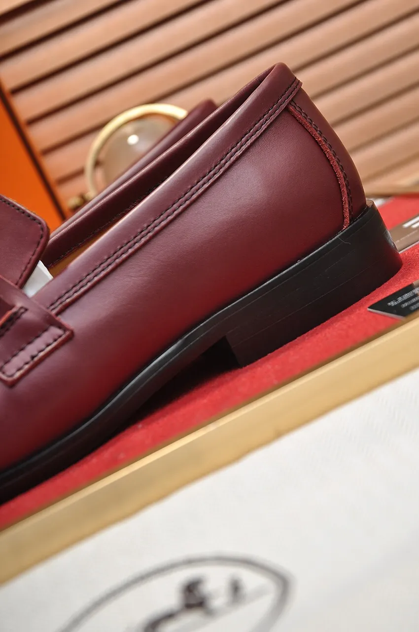Men's shoes💰460💶[HERMES] (sheepskin lining)🍀Italian top luxury🍀He does not pursue novel styles and gorgeous colors, but attracts the favor of successful men with his flawless, elegant and classic style. Formal leather shoes This very comfortable, simple and stable style allows you to easily match any style! The pattern is absolutely 1:1 refined from the original case, and we strive for excellence in materials, imported cowhide + sheepskin lining💪💪💪extraordinary texture👍! .Black Brown Size: 38-45 (45 customized)